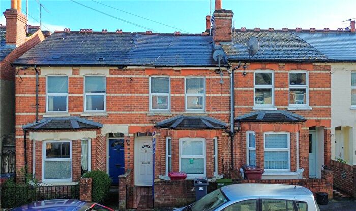 3 Bedroom Terraced House For Sale In Belmont Road, Reading, Berkshire, RG30