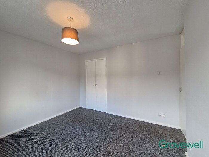 1 Bedroom Maisonette To Rent In St. Thomas Court, Bury, BL9