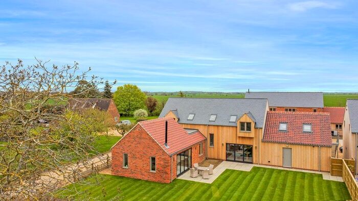5 Bedroom Barn Conversion For Sale In Upwood Road, Great Raveley, Huntingdon, PE28