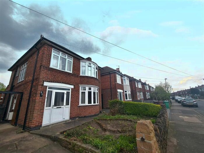 3 Bedroom Detached House To Rent In Ranelagh Grove, Wollaton, Nottingham, NG8