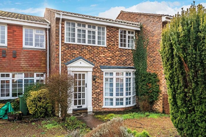 2 Bedroom Terraced House For Sale In Warham Road, Otford, Sevenoaks, Kent, TN14