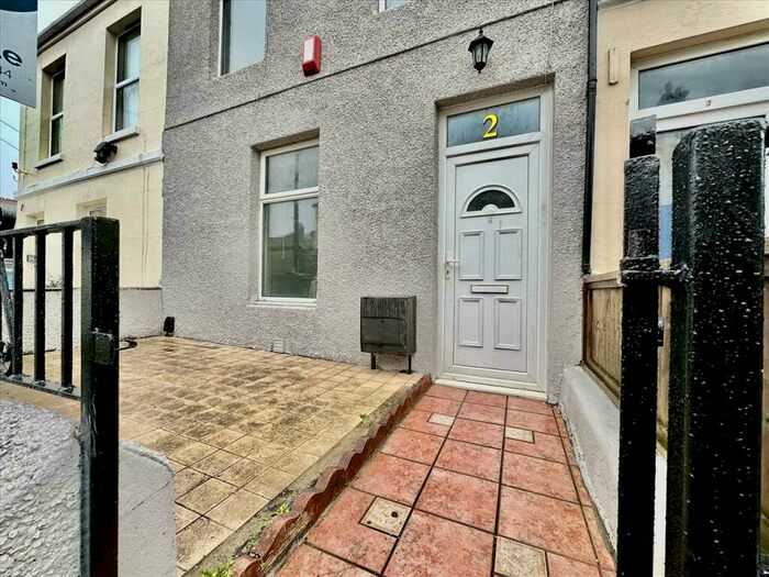 3 Bedroom House To Rent In Sidmouth Cottages, Plymouth, Plymouth, PL4