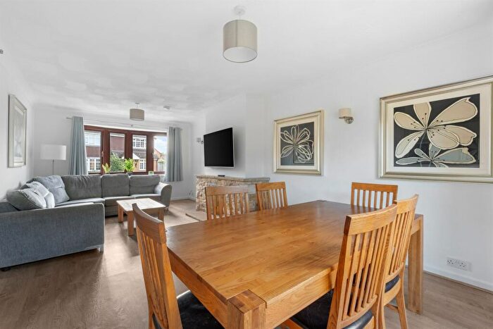7 Bedroom House To Rent In Bedroom Detached House In Poole, BH12