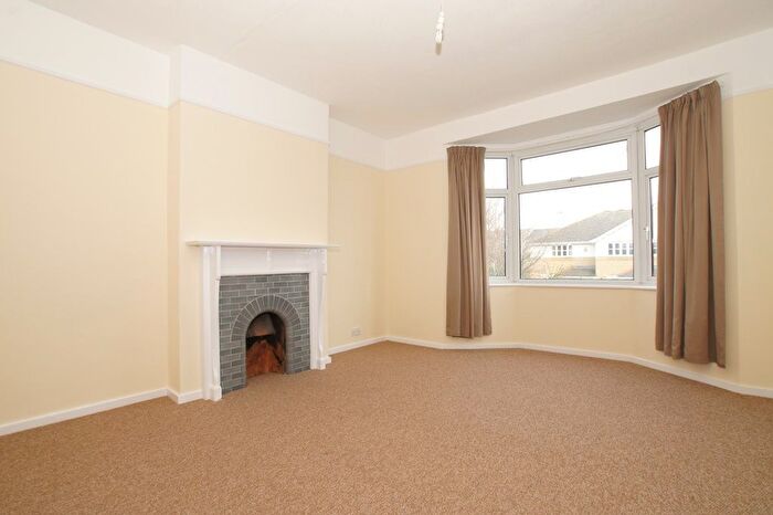 4 Bedroom End Of Terrace House To Rent In Glenburnie Road, London, SW17