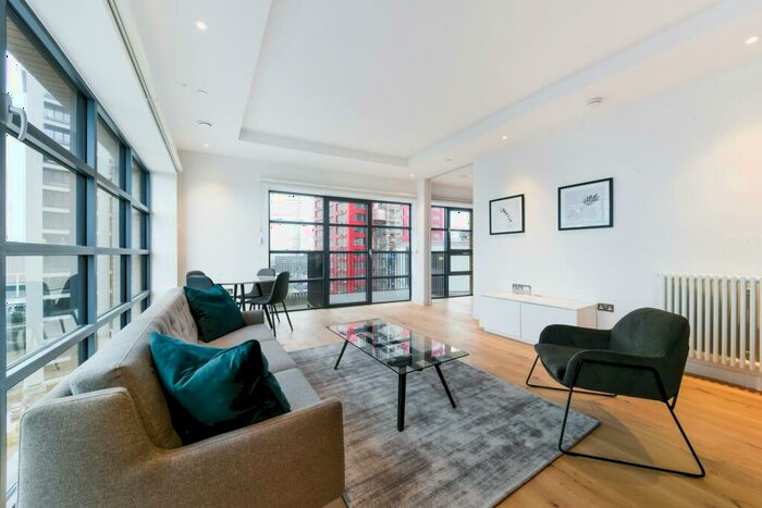 2 Bedroom Apartment To Rent In Amelia House, London City Island, London, E14