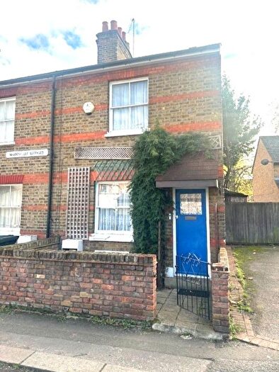 3 Bedroom End Terrace House For Sale In Maudesville Cottages, London, W7