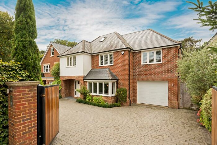 7 Bedroom Property To Rent In Twinoaks, Cobham, Surrey, KT11