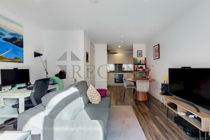 1 Bedroom Apartment To Rent In Fusion Apartments, Moulding Lane, SE14