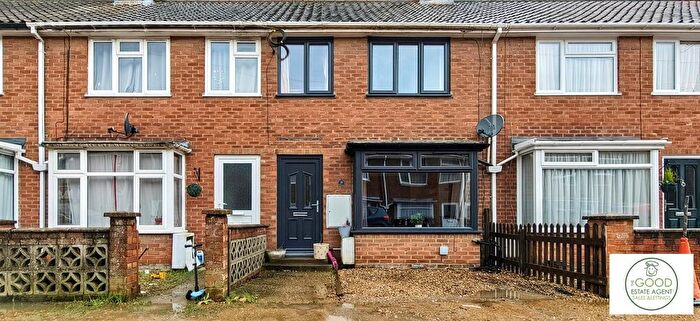 3 Bedroom Terraced House For Sale In Swanton Avenue, Dereham, NR19