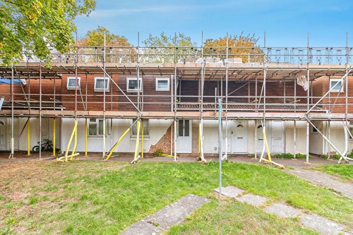 1 Bedroom Flat For Sale In Albany Court, Stantonbury, Milton Keynes, Buckinghamshire, MK14