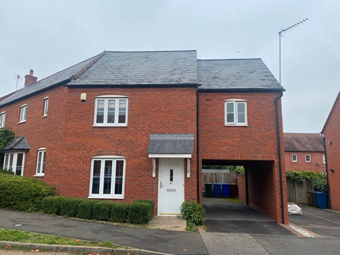 3 Bedroom Semi Detached House To Rent In Winter Gardens Way, Banbury, Oxon, OX16