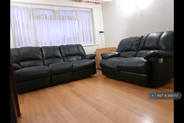 3 Bedroom Terraced House To Rent In Pitt Road, Thornton Heath, CR7