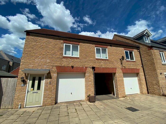 2 Bedroom End Of Terrace House To Rent In Kingsmere, Bicester, OX26