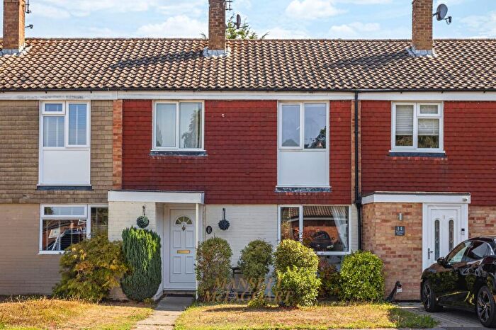 3 Bedroom Terraced House For Sale In Heather Close, Copthorne, RH10
