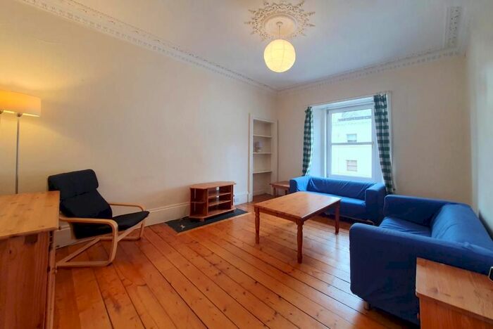 2 Bedroom Flat To Rent In Cornwall Street, Tollcross, Edinburgh, EH1