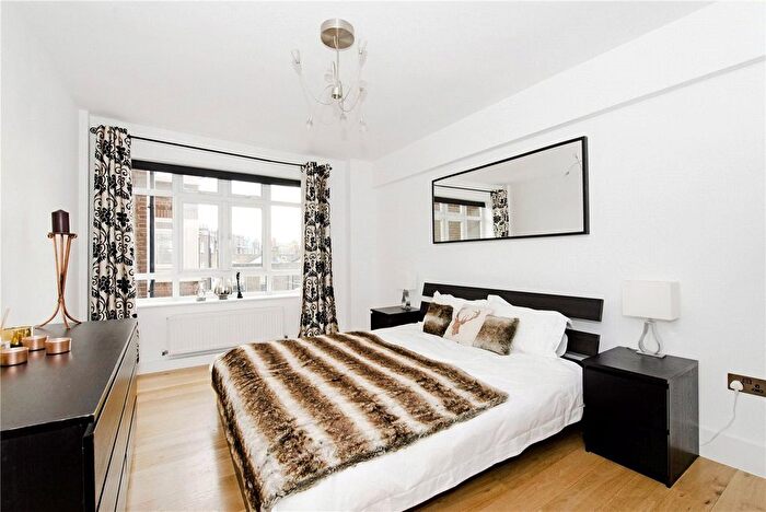 4 Bedroom Flat To Rent In Portsea Hall, Portsea Place, W2