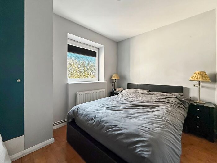 1 Bedroom Flat For Sale In Dyke Road, Brighton, BN1
