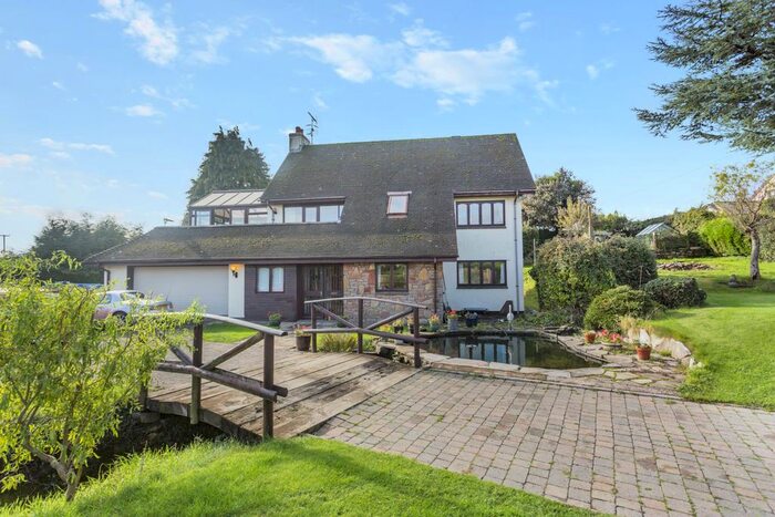 3 Bedroom Detached House For Sale In Croesypant, Mamhilad, Monmouthshire, NP4