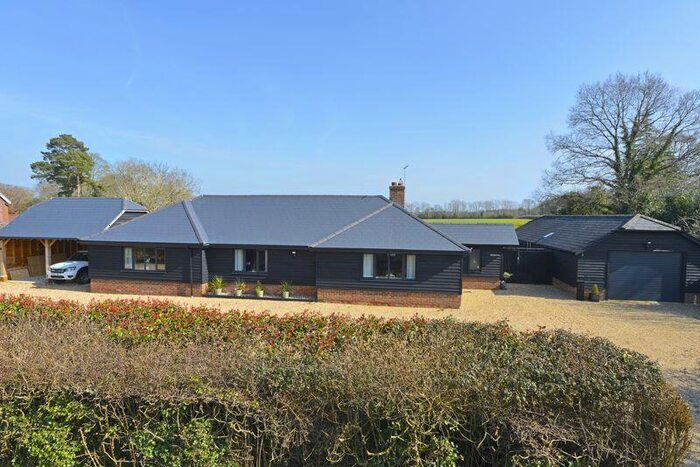 3 Bedroom Detached Bungalow For Sale In Vicarage Hill, Loxwood, RH14