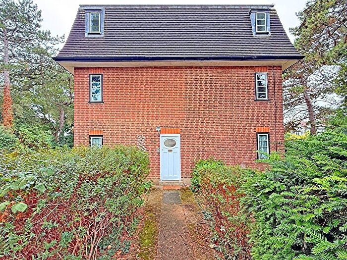 2 Bedroom Flat To Rent In Osterley Road, Isleworth, TW7