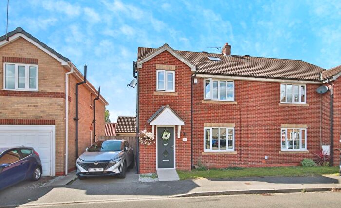 5 Bedroom Semi-Detached House For Sale In Glebe Farm, Greens Lane, Wawne, Hull, HU7