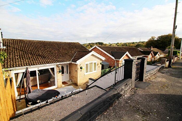 3 Bedroom Semi-Detached Bungalow For Sale In Brookfield Estate, Ynysybwl, Pontypridd, CF37
