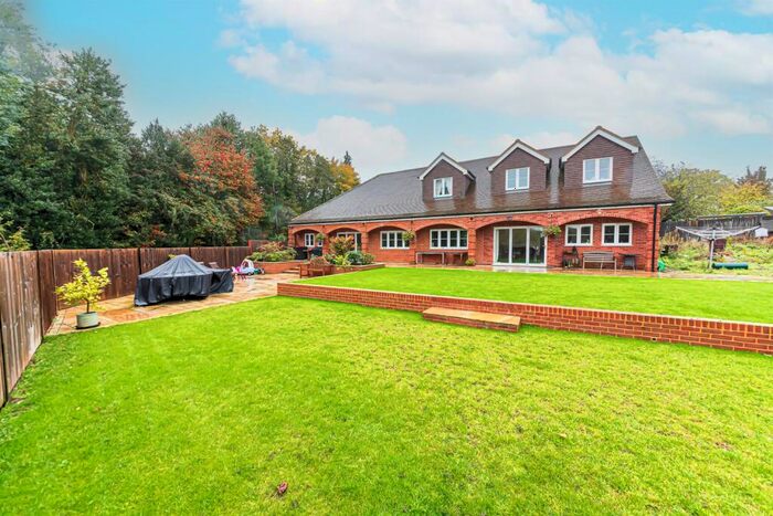 6 Bedroom Detached House To Rent In Bearwood Road, Wokingham, RG41