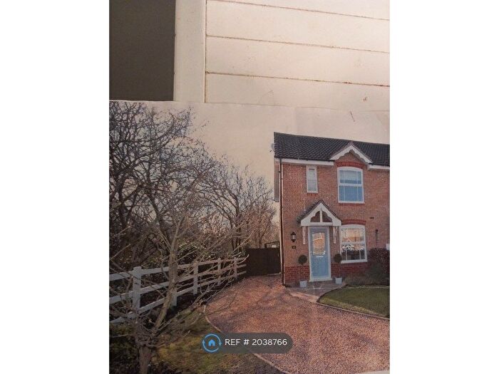 2 Bedroom End Of Terrace House To Rent In Conisborough, Worcester, WR4