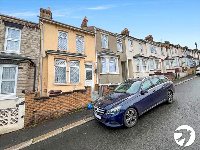 3 Bedroom Terraced House To Rent In Sturla Road, Chatham, Kent, ME4