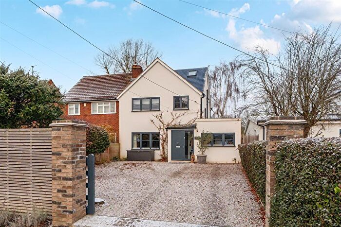 4 Bedroom Semi Detached House For Sale In Broadmoor Road, Waltham St. Lawrence, Windsor And Maidenhead, RG10