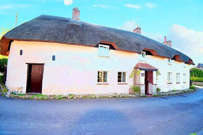 5 Bedroom Detached House To Rent In Wool, BH20