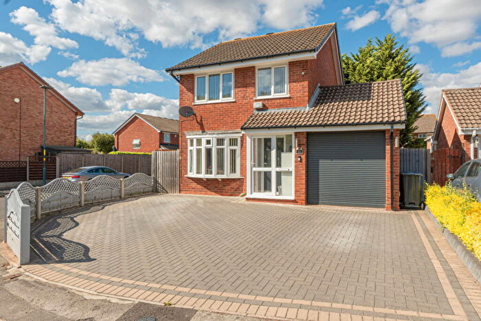 3 Bedroom Detached House For Sale In Bramblewoods, Birmingham, B34