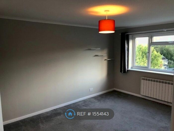 1 Bedroom Flat To Rent In Grange Court, Shanklin, PO37