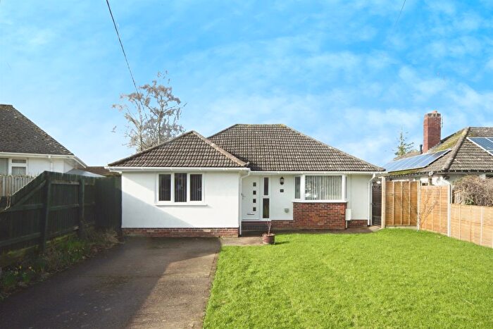 3 Bedroom Detached Bungalow For Sale In Mountway Close, Bishops Hull, Taunton, TA1
