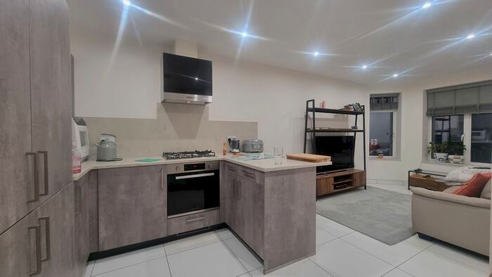 1 Bedroom Flat To Rent In Farnan Road, Streatham, SW16