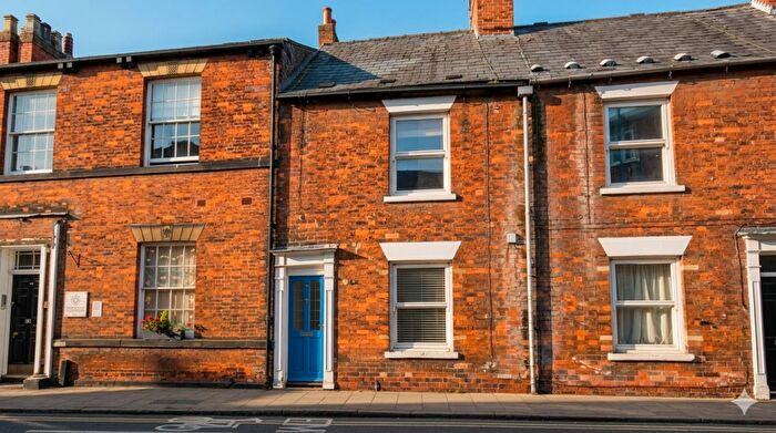 2 Bedroom Terraced House For Sale In Lairgate, Beverley, HU17