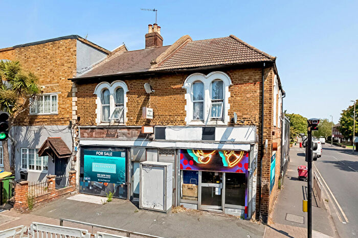 5 Bedroom Block Of Apartments For Sale In Parish Lane, London, SE20