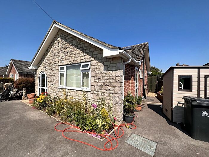 Studio To Rent In Nada Road, Highcliffe, Dorset., BH23