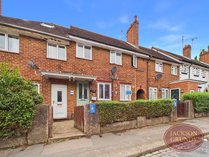 3 Bedroom Terraced House For Sale In Cambria Crescent, Northampton, NN3