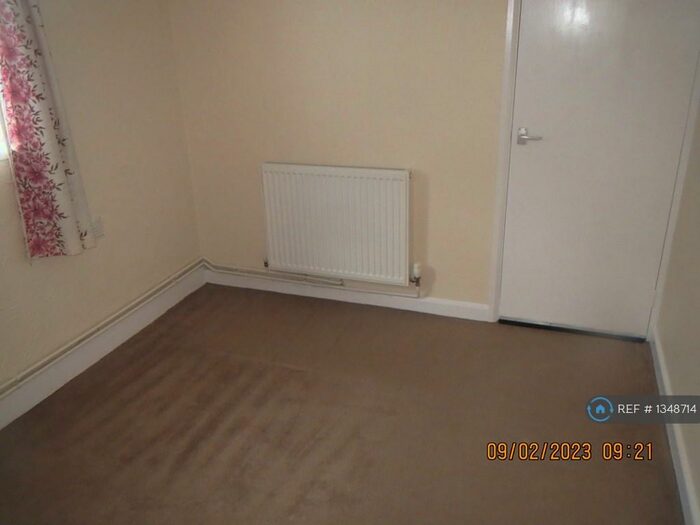 2 Bedroom Flat To Rent In Alexandra Road, Lowestoft, NR32