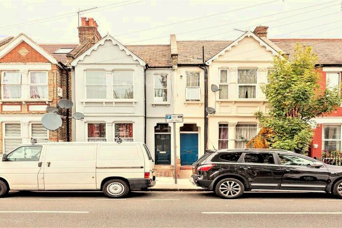 3 Bedroom Terraced House To Rent In Chapter Road, London, NW2