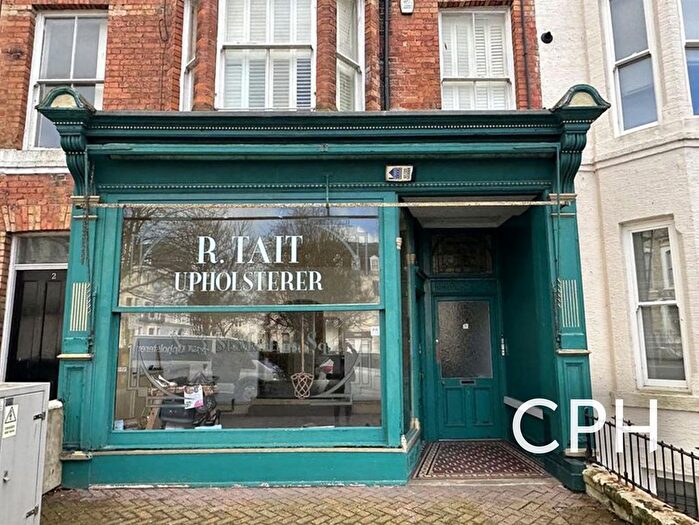 2 Bedroom Maisonette For Sale In St. Martins Square, Scarborough, YO11