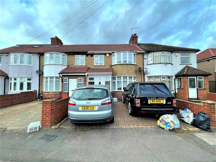 3 Bedroom Terraced House To Rent In Bourne Avenue, Hayes, Greater London, UB3
