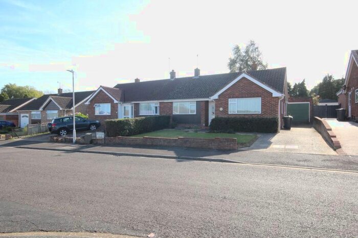 2 Bedroom Semi-Detached Bungalow To Rent In Denbeigh Drive, Tonbridge, TN10