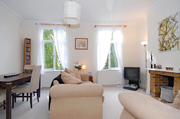 1 Bedroom Flat To Rent In Marriott Road, London, N4