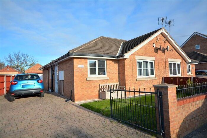 2 Bedroom Bungalow To Rent In The Poplars, Manor Drive, Featherstone WF7