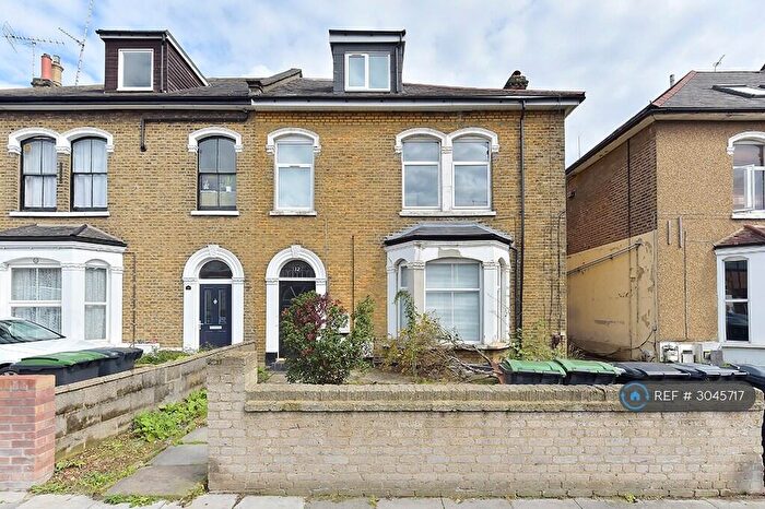 2 Bedroom Flat To Rent In Alexandra Road, London, N8