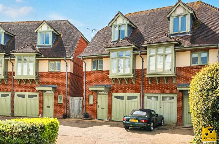 3 Bedroom Semi-Detached House For Sale In Westerly Mews, St Dunstan's, Canterbury, CT2