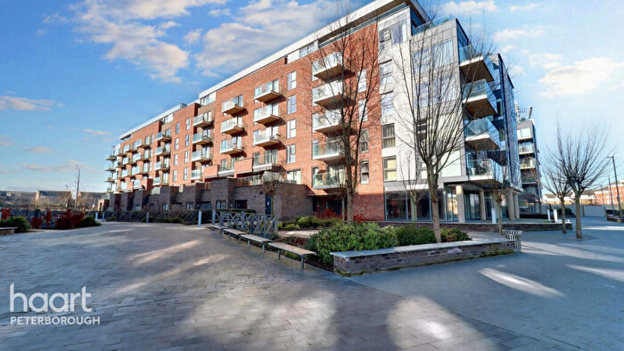 2 Bedroom Flat For Sale In East Station Road, Peterborough, PE2