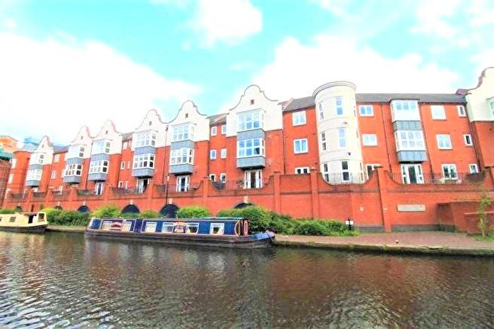 2 Bedroom Flat To Rent In Sargent House, Symphony Court, Birmingham, West Midlands, B16